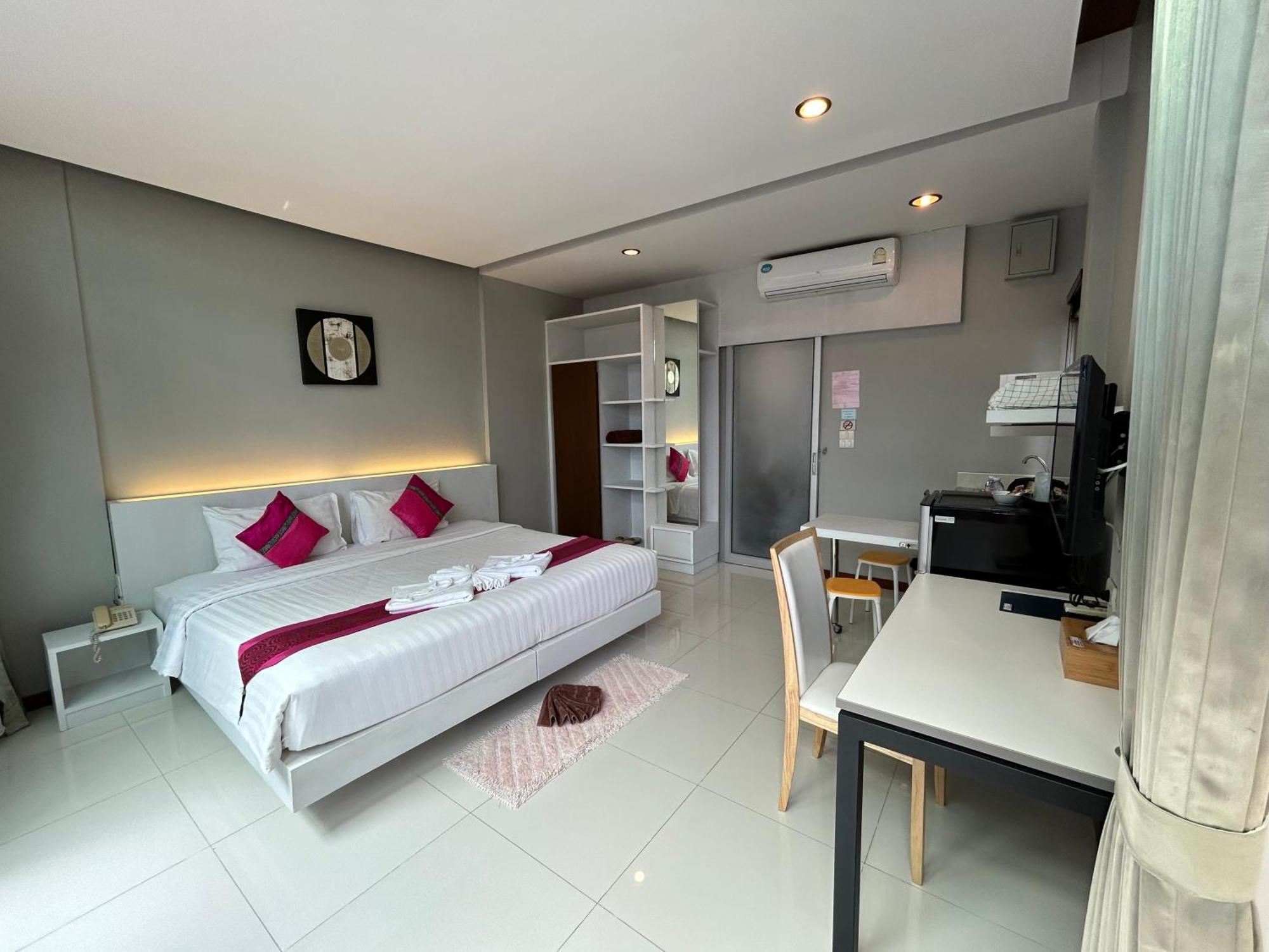 Phu Nana Boutique Hotel - Sha Plus Rawai Exterior foto